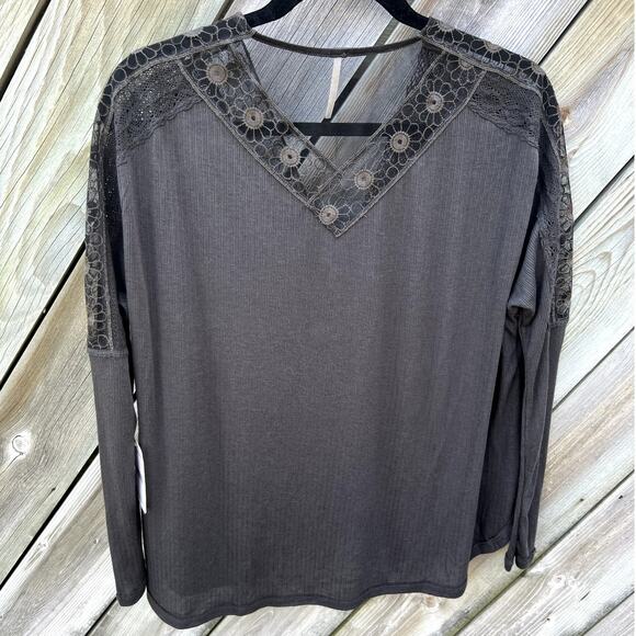 Free People Black Lace Trim Ribbed V Neck‎ Long Sleeve Top Blouse Shirt Sz Small - Picture 5 of 9